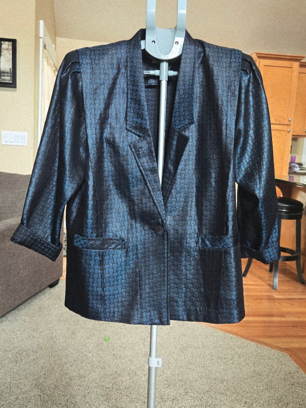 Vintage Kyung Lan sz large one button blue/black  brick pattern blazer